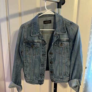 J.Crew denim jacket. 100% cotton. Gorgeous. Size 4.